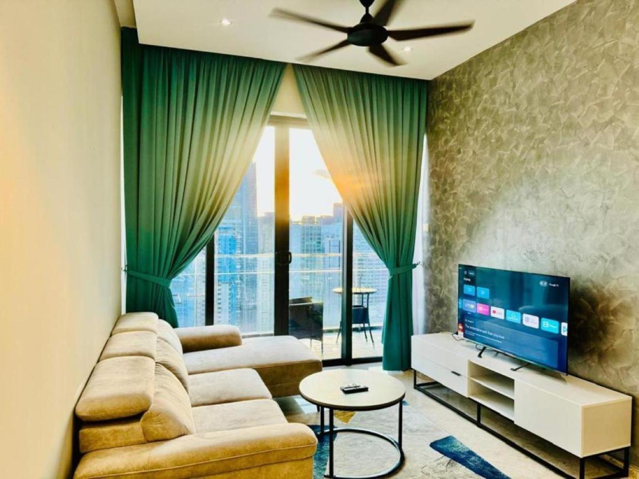 Crown Suites The Manor Klcc Kuala Lumpur City Center Zewnętrze zdjęcie