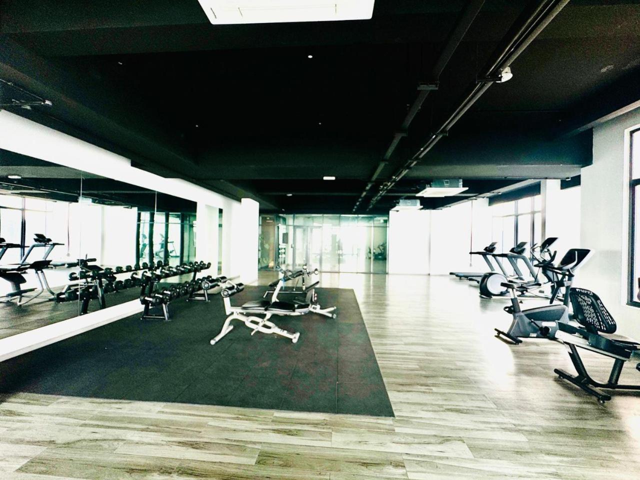 Crown Suites The Manor Klcc Kuala Lumpur City Center Zewnętrze zdjęcie